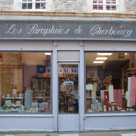 Boutique du film Les Parapluies de Cherbourg - La crème de la crème